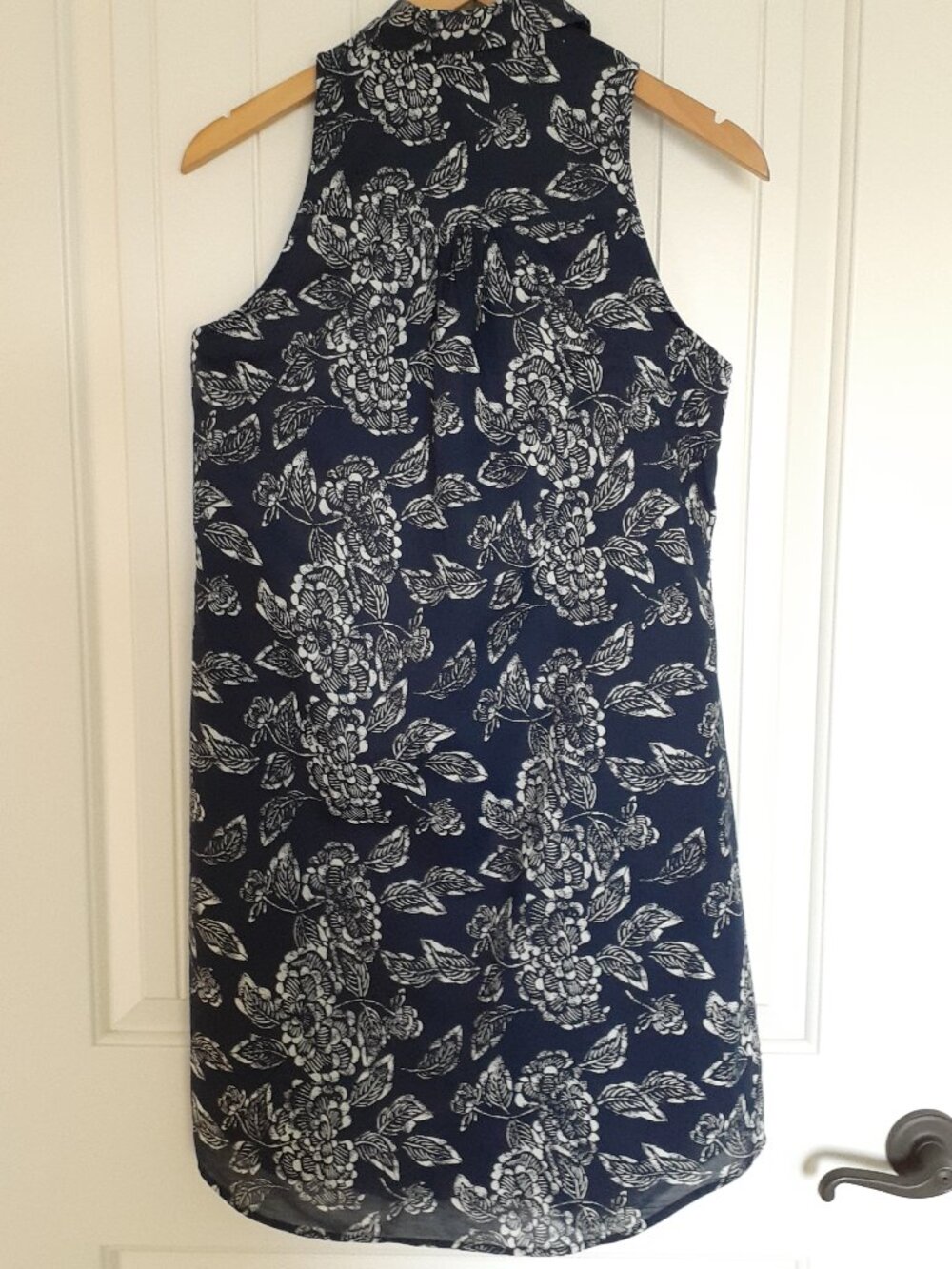 Banana Republic Sleeveless Button Up Cotton Shirt Dress Blue Floral Size 6 - Picture 2 of 12